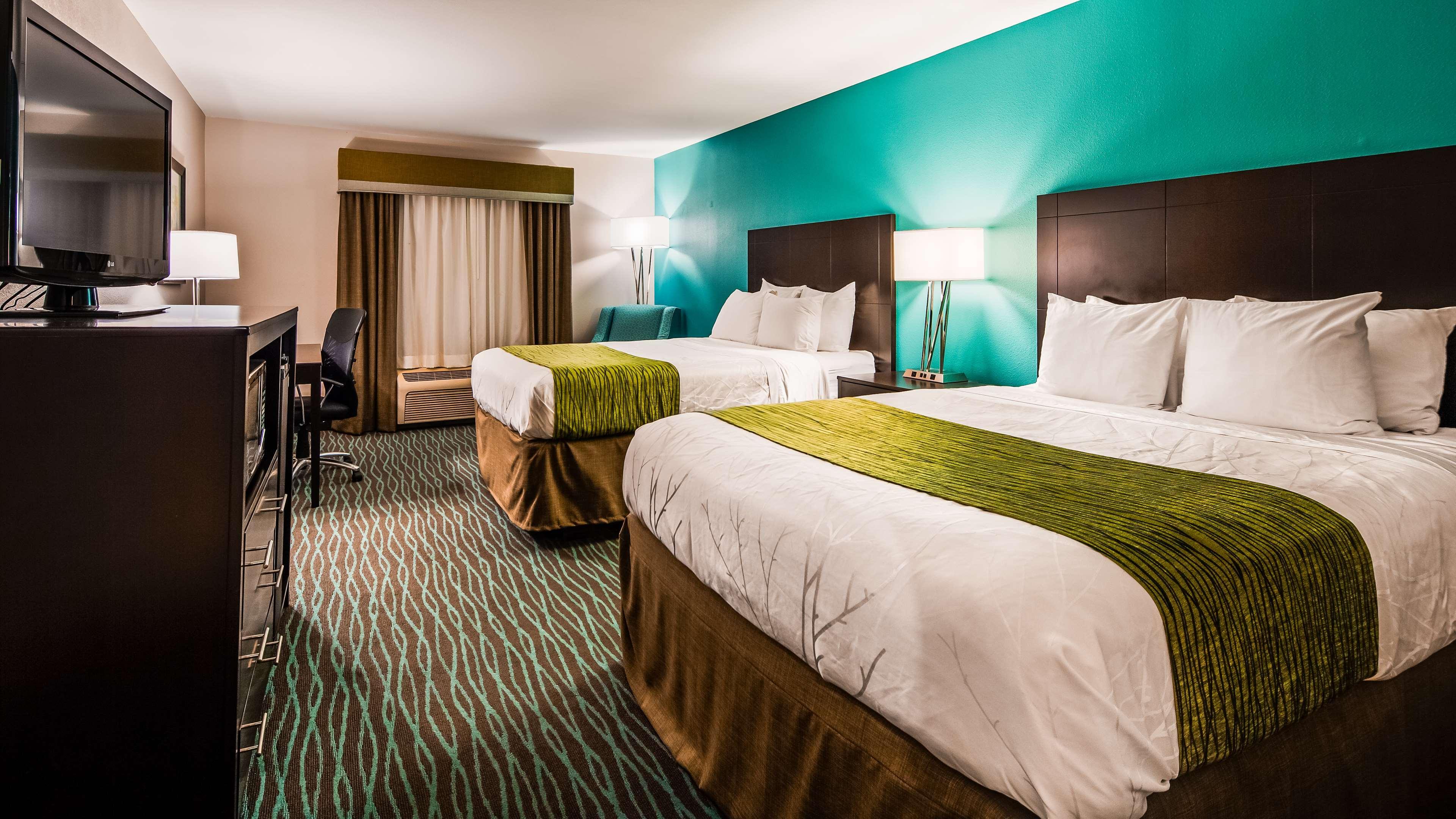 Best Western Golden Prairie Inn And Suites Sidney Εξωτερικό φωτογραφία